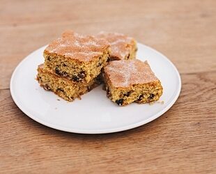 Marriages traybake